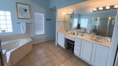 Saltwater Pool Home, 3 Kings, BBQ, Sleeps 12 SPI - image 114 of 146