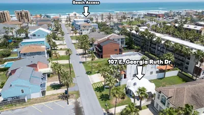 Unique GeoDome - Half Block to Beach - image 88 of 97
