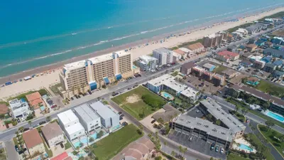 Sweeping 5th Floor Views " Direct Beach " Remodele - image 76 of 79