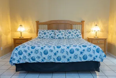 Private Ground Floor 2BR | Half Block to Beach SPI - image 41 of 78