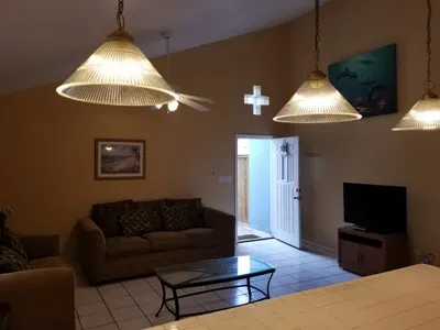 Private Ground Floor 2BR | Half Block to Beach SPI - image 68 of 78