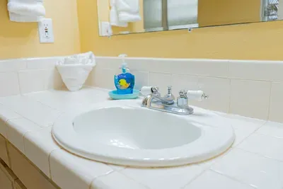 Private Ground Floor 2BR | Half Block to Beach SPI - image 47 of 78