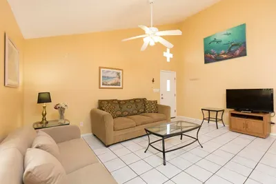Private Ground Floor 2BR | Half Block to Beach SPI - image 18 of 78