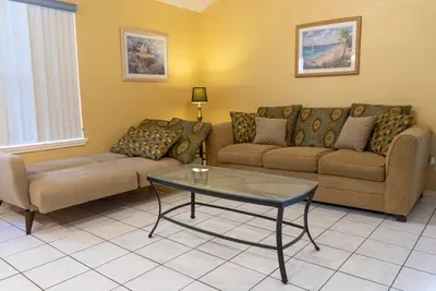 Private Ground Floor 2BR | Half Block to Beach SPI - image 16 of 78