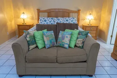 Private Ground Floor 2BR | Half Block to Beach SPI - image 56 of 78