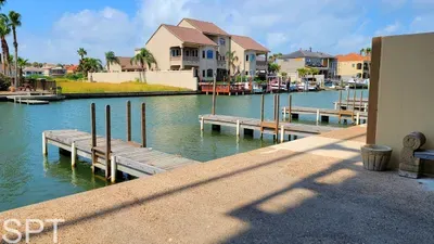 Channel Front with Pool " Hot Tub " Patio - image 12 of 58