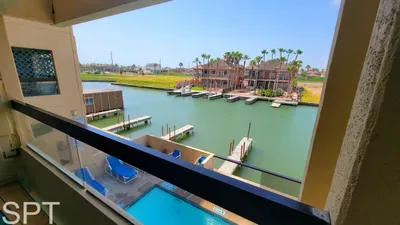 Channel Front with Pool " Hot Tub " Patio - image 20 of 58