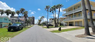 Go VIP * Steps to Beach * Pool - image 242 of 274