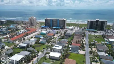 Go VIP * Steps to Beach * Pool - image 120 of 274
