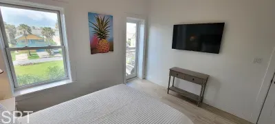Go VIP * Steps to Beach * Pool - image 167 of 274