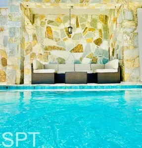 Go VIP * Steps to Beach * Pool - image 269 of 274