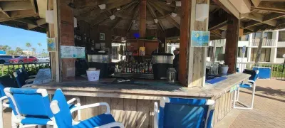 Sleeps 10 Direct Beach Heated Pool - image 87 of 112