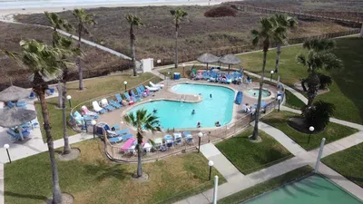 Sleeps 10 Direct Beach Heated Pool - image 112 of 112