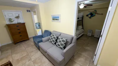 * 4 bedroom 2 Level Home * 50 yards from Beach - image 90 of 122