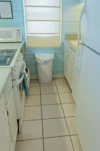 Authentic Near Beach House - Sleeps 16 - 5 Bedr - image 84 of 110
