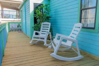 Authentic Near Beach House - Sleeps 16 - 5 Bedr - image 75 of 110