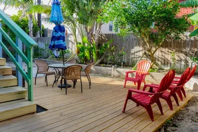 Authentic Near Beach House - Sleeps 16 - 5 Bedr - image 72 of 110