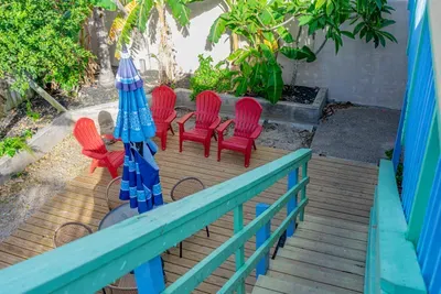 Authentic Near Beach House - Sleeps 16 - 5 Bedr - image 104 of 110