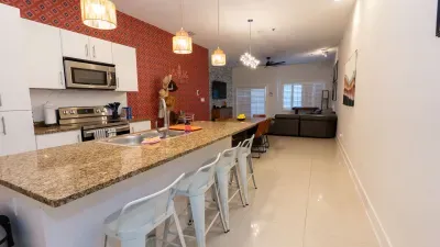 3BR Condo - 8 Beds - Pool - Walk to Beach - SPI - image 36 of 154