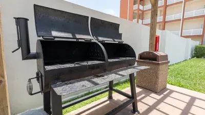 3BR Condo - 8 Beds - Pool - Walk to Beach - SPI - image 142 of 154