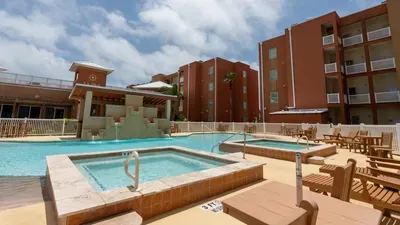 3BR Condo - 8 Beds - Pool - Walk to Beach - SPI - image 109 of 154