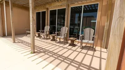3BR Condo - 8 Beds - Pool - Walk to Beach - SPI - image 119 of 154