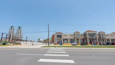 3BR Condo - 8 Beds - Pool - Walk to Beach - SPI - image 14 of 154