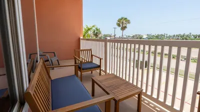 3BR Condo - 8 Beds - Pool - Walk to Beach - SPI - image 99 of 154
