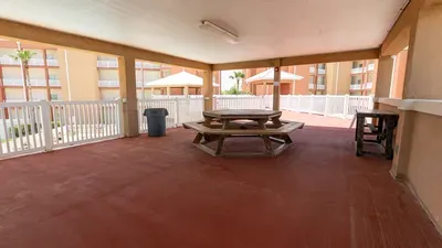 3BR Condo - 8 Beds - Pool - Walk to Beach - SPI - image 126 of 154
