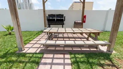 3BR Condo - 8 Beds - Pool - Walk to Beach - SPI - image 141 of 154