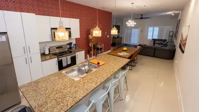 3BR Condo - 8 Beds - Pool - Walk to Beach - SPI - image 33 of 154