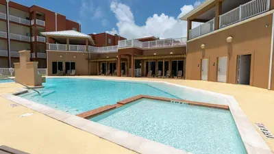3BR Condo - 8 Beds - Pool - Walk to Beach - SPI - image 120 of 154