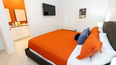 3BR Condo - 8 Beds - Pool - Walk to Beach - SPI - image 59 of 154