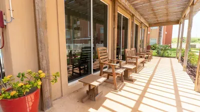 3BR Condo - 8 Beds - Pool - Walk to Beach - SPI - image 118 of 154