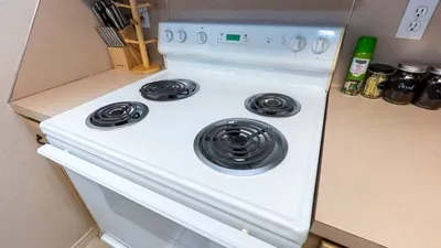 3BR Townhome, Steps to Beach, New Remodel SPI - image 51 of 158