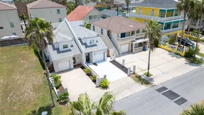 3BR Townhome, Steps to Beach, New Remodel SPI - image 138 of 158