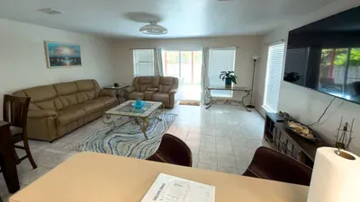 3BR Townhome, Steps to Beach, New Remodel SPI - image 43 of 158