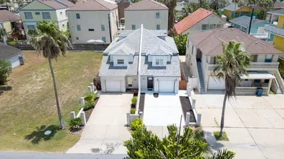 3BR Townhome, Steps to Beach, New Remodel SPI - image 137 of 158