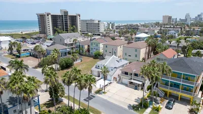 3BR Townhome, Steps to Beach, New Remodel SPI - image 141 of 158
