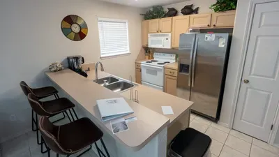 3BR Townhome, Steps to Beach, New Remodel SPI - image 13 of 158