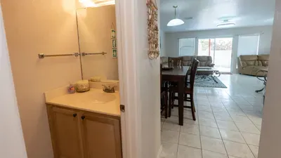 3BR Townhome, Steps to Beach, New Remodel SPI - image 68 of 158