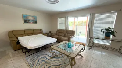 3BR Townhome, Steps to Beach, New Remodel SPI - image 39 of 158