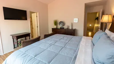 3BR Townhome, Steps to Beach, New Remodel SPI - image 77 of 158