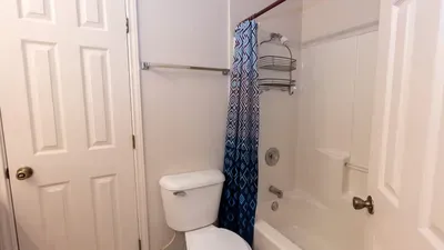 3BR Townhome, Steps to Beach, New Remodel SPI - image 123 of 158