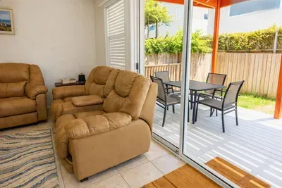 3BR Townhome, Steps to Beach, New Remodel SPI - image 4 of 158