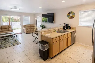 3BR Townhome, Steps to Beach, New Remodel SPI - image 3 of 158