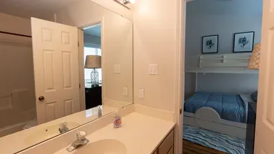 3BR Townhome, Steps to Beach, New Remodel SPI - image 121 of 158