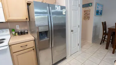 3BR Townhome, Steps to Beach, New Remodel SPI - image 54 of 158