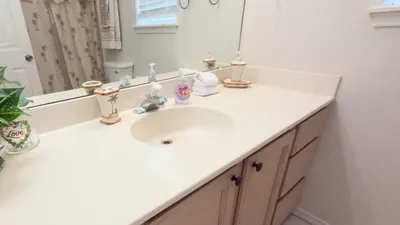 3BR Townhome, Steps to Beach, New Remodel SPI - image 85 of 158