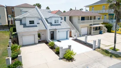 3BR Townhome, Steps to Beach, New Remodel SPI - image 135 of 158